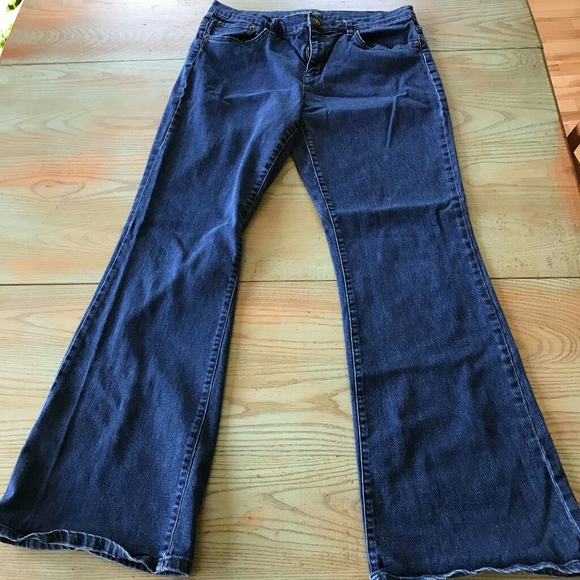 Lauren Ralph Lauren Denim - Lauren Ralph Lauren Modern Flare Jean Size 12